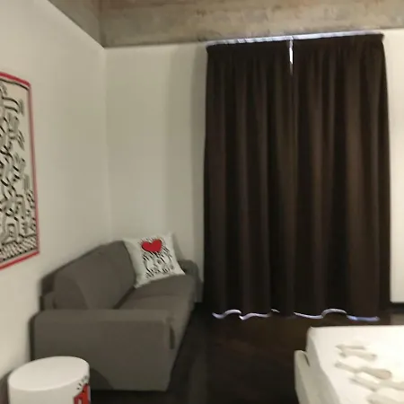 The Experience Apt *